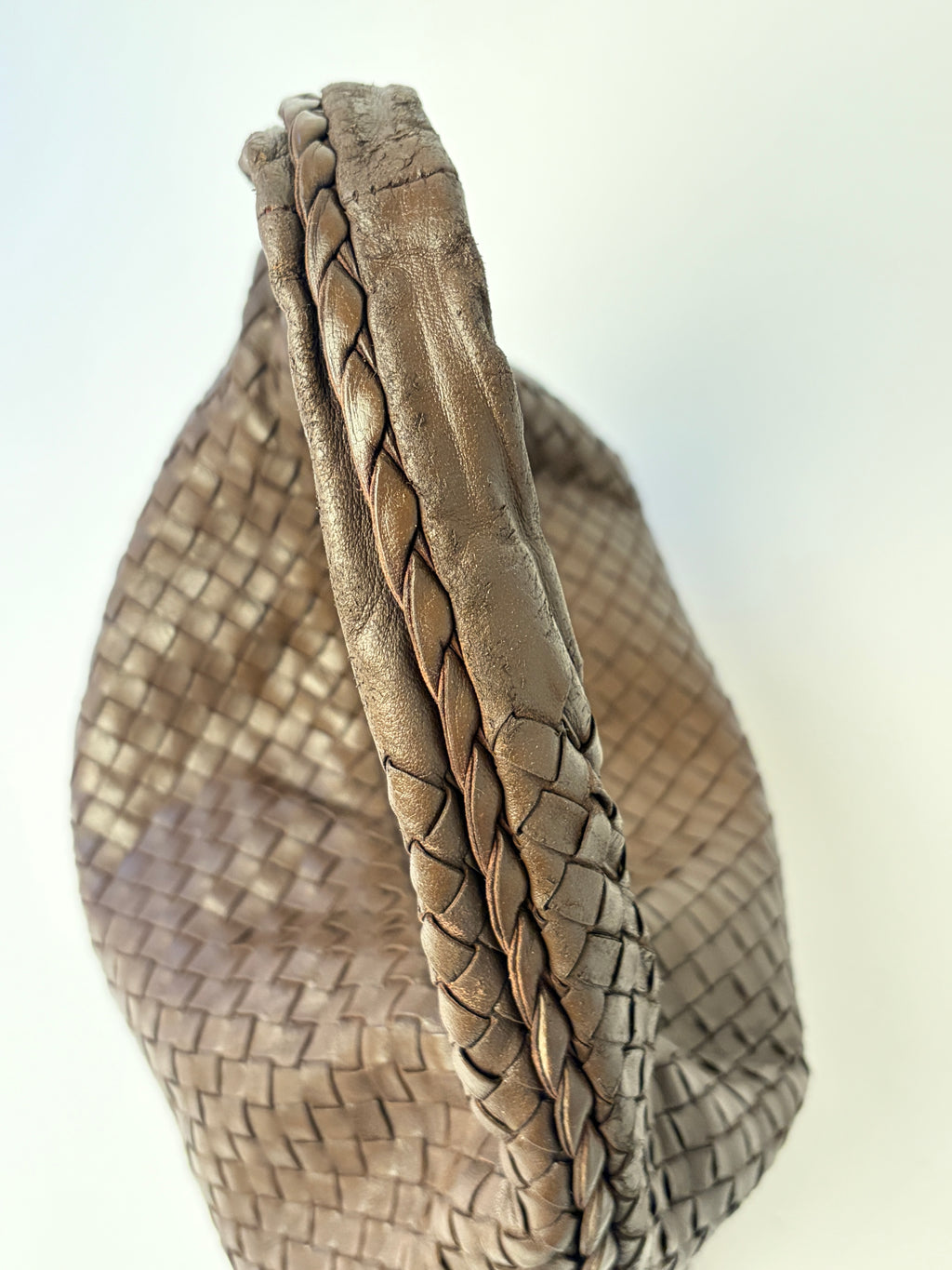 Bottega Veneta Medium Veneta