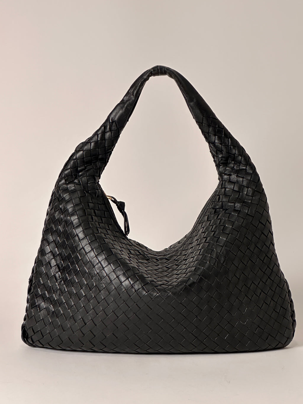 Bottega Veneta Vintage Black Medium Veneta