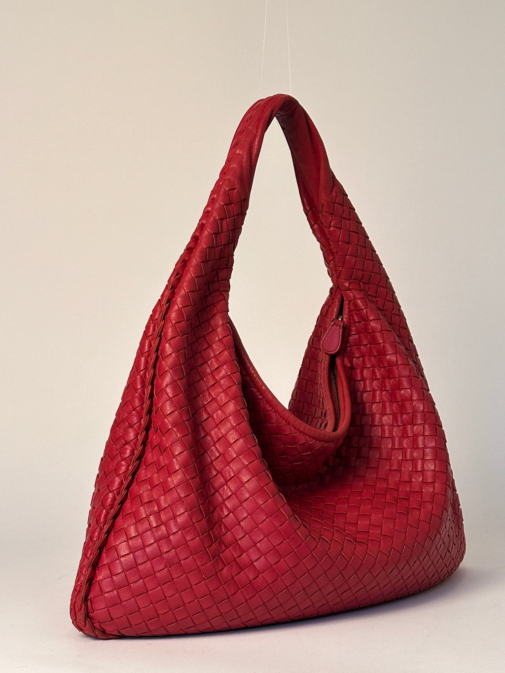 Bottega Veneta Large Veneta Red Leather Shoulderbag