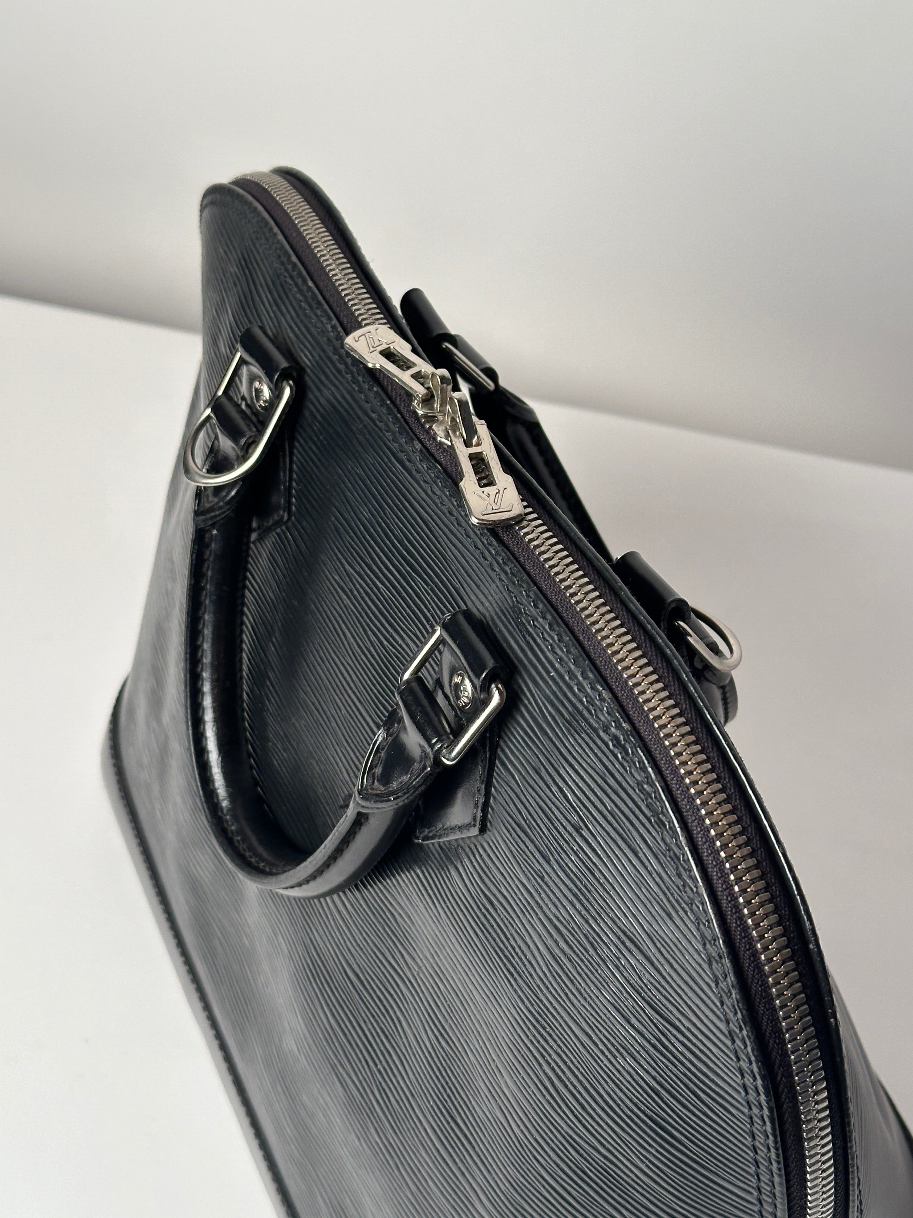 Louis Vuitton Alma