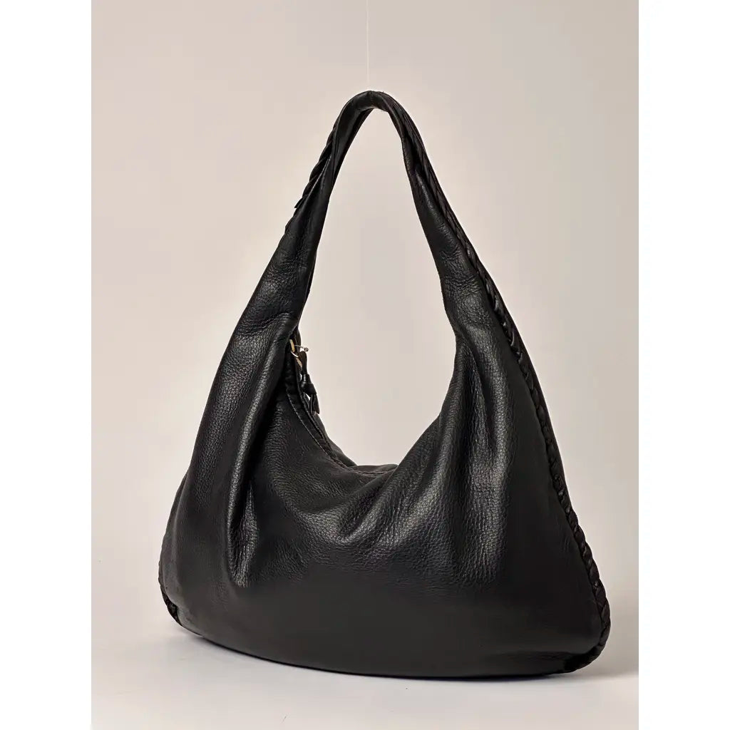 Bottega Veneta Vintage Black Medium Veneta Shoulderbag