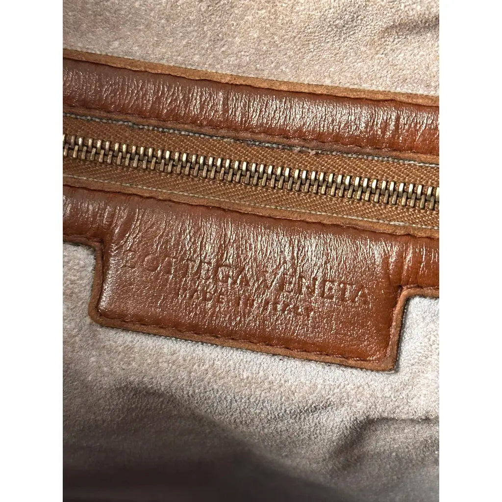Bottega Veneta Brown Medium Veneta